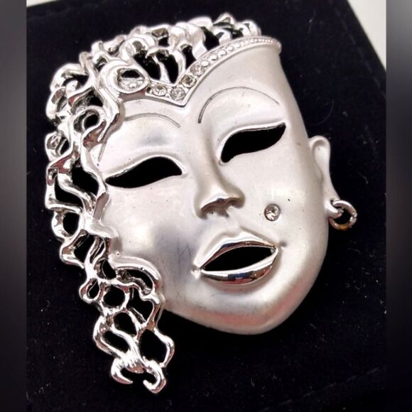 Silver Masquerade Mask Brooch Pendant Jewelry Vintage - Picture 4 of 8